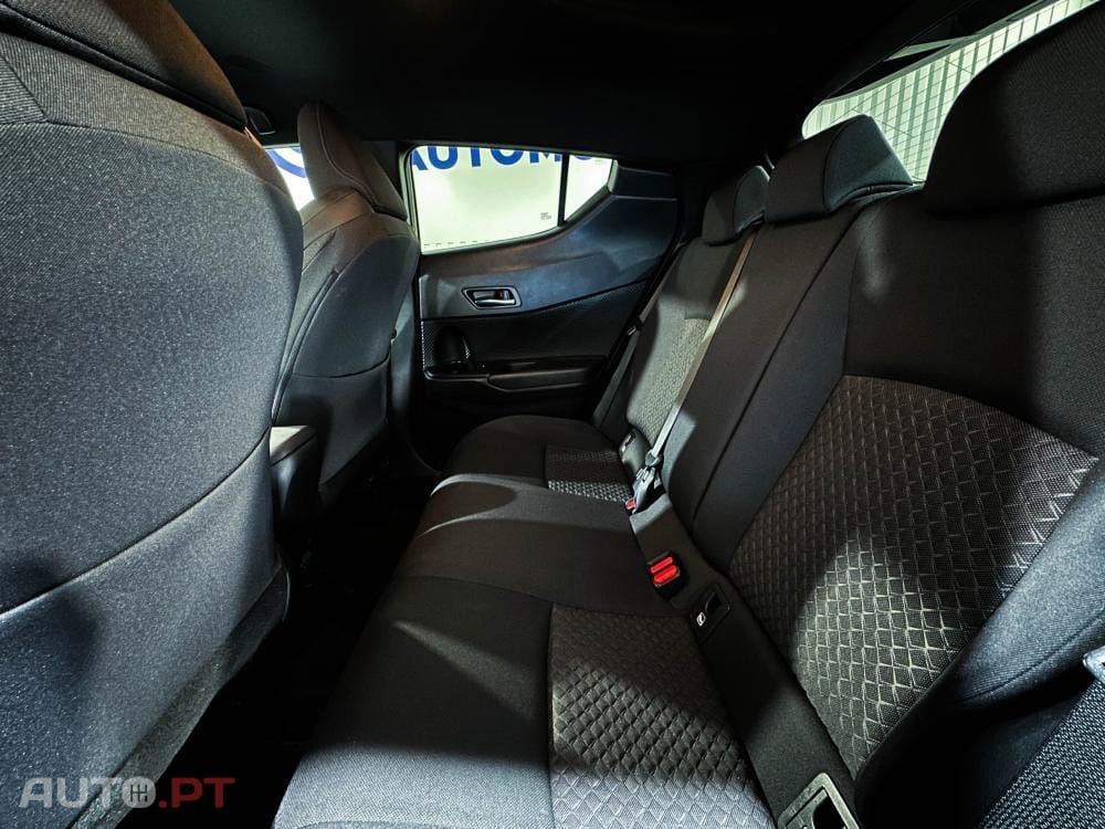 Toyota C-HR 1.8 Hybrid Edition