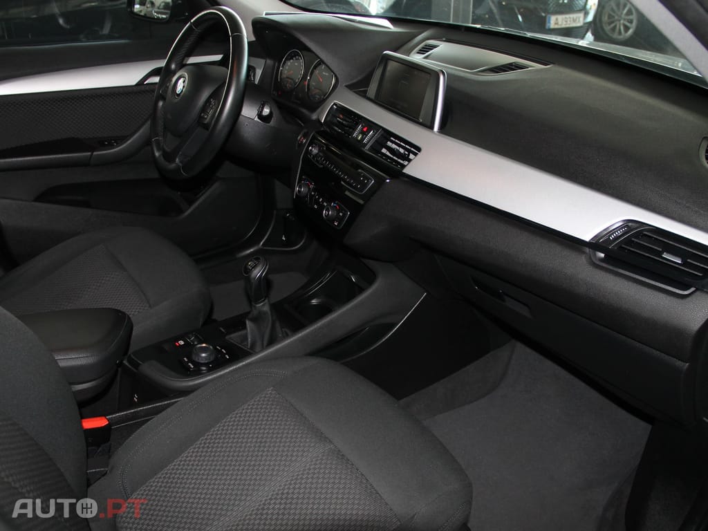 BMW X1 16 d sDrive Advantage