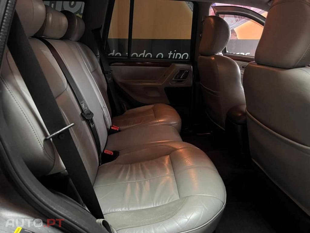 Jeep Cherokee Grand Cherokee OverLand
