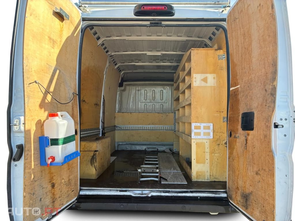 Peugeot Boxer 2.2 BlueHDi 330 L1H1 Premium