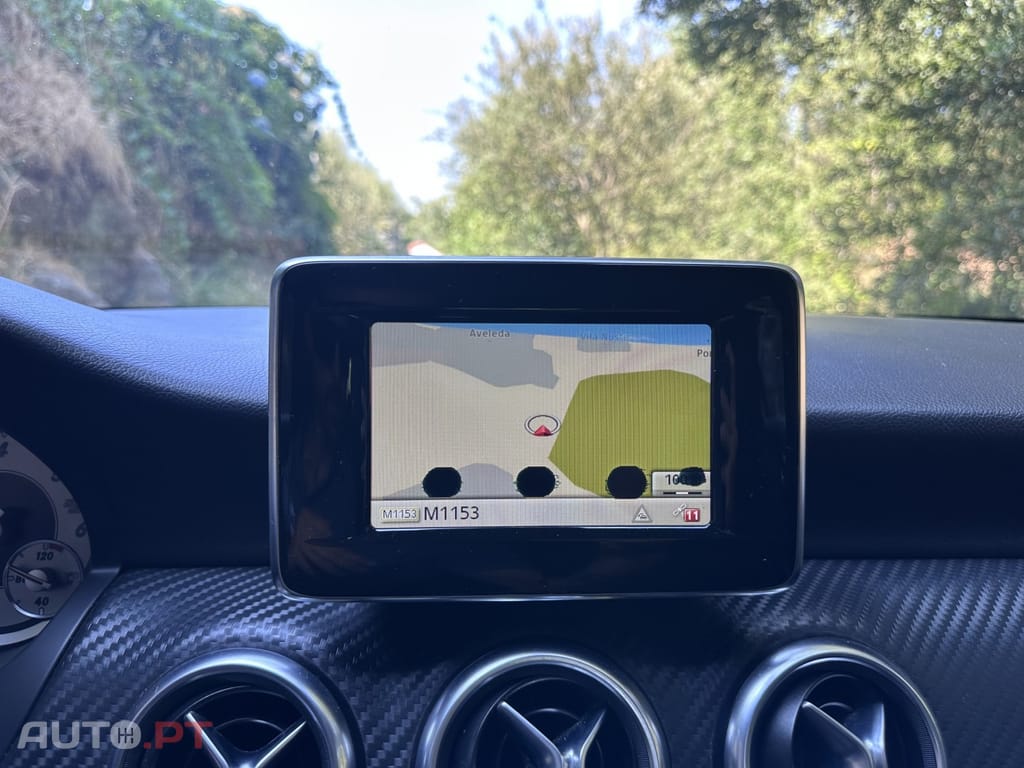 Mercedes-Benz A 180 d AMG Line