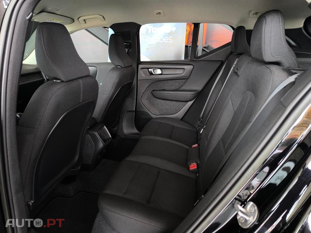 Volvo XC40 1.5 T2 Momentum