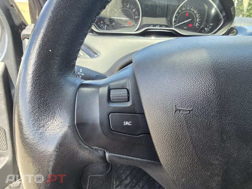 Peugeot 208 1.2 PureTech Allure