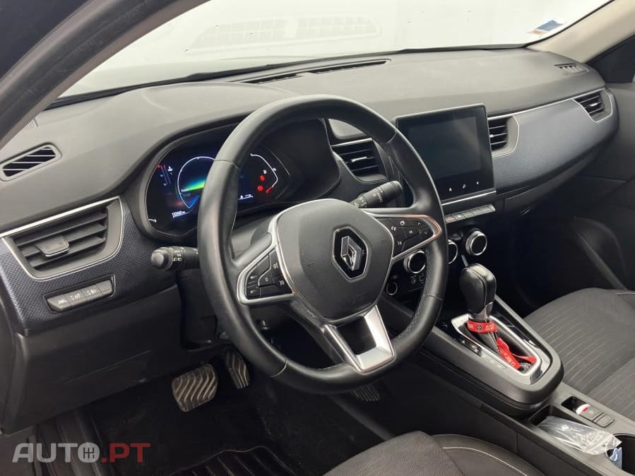 Renault Arkana 1.6 E-Tech Business