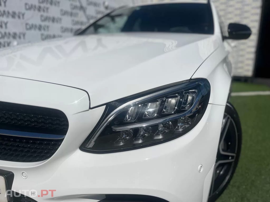 Mercedes-Benz C 300 BlueTEC Hybrid AMG Line