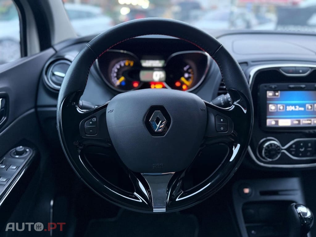 Renault Captur TCE 120 INTENS EDC