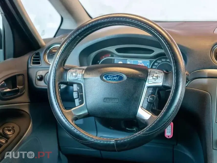 Ford S-Max 1.8 TDCi Titanium 7L