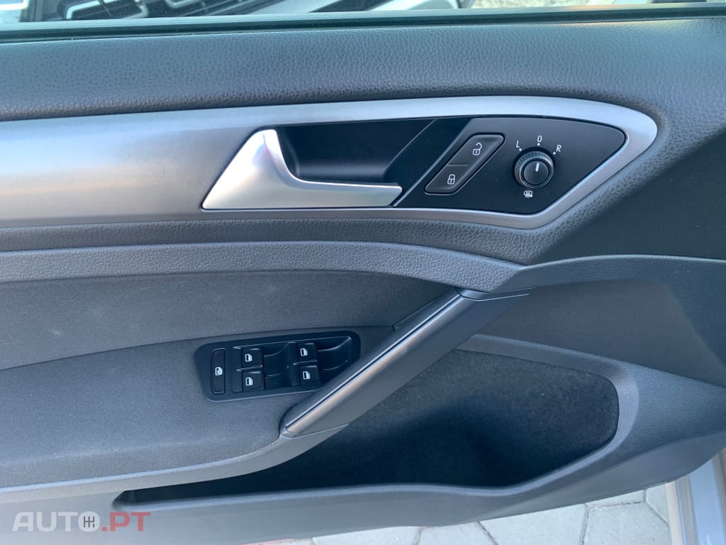 Volkswagen Golf 1.6 TDi BlueMotion Trendline