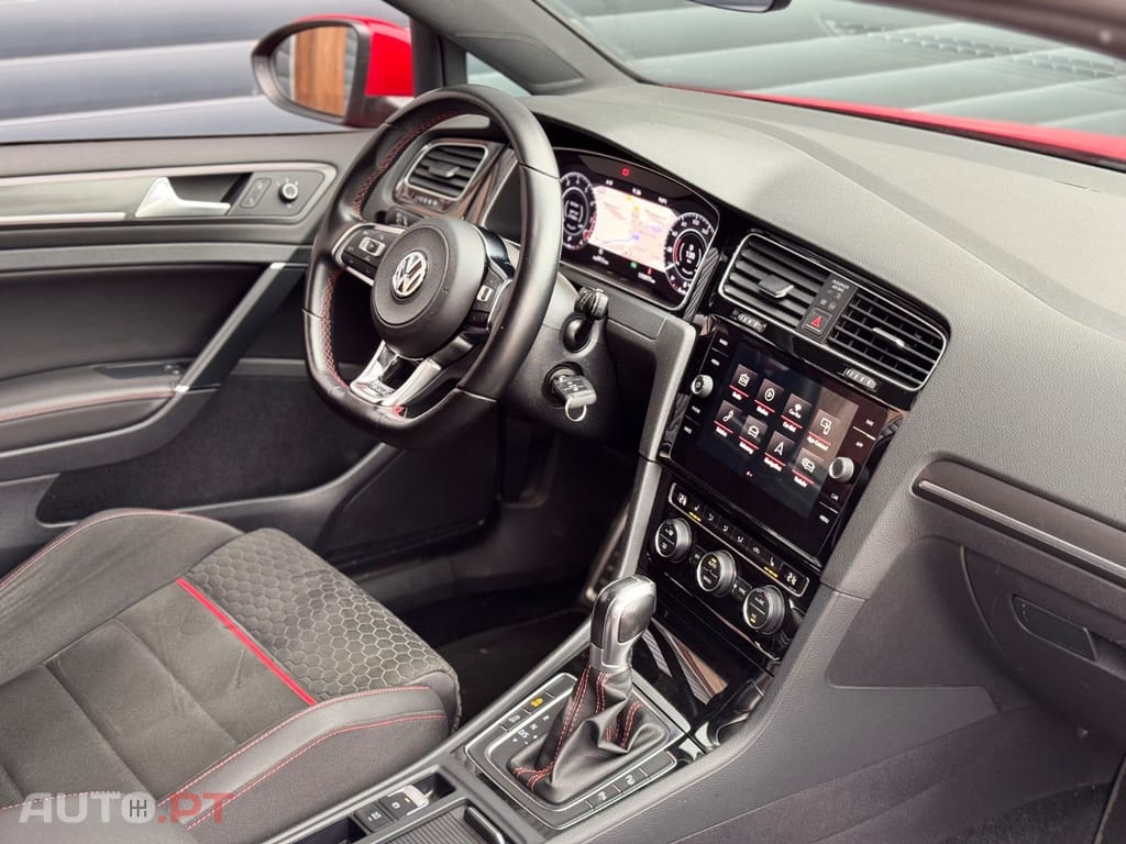 Volkswagen Golf 2.0 TSI GTI DSG Performance