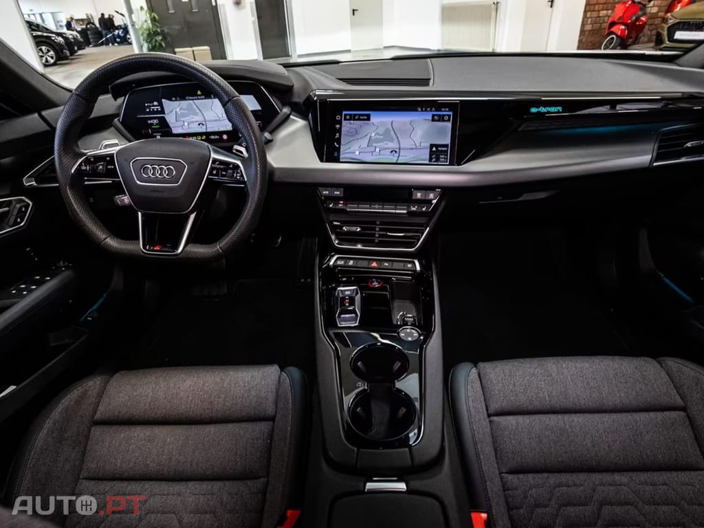 Audi RS E-Tron GT ALL-BLACK