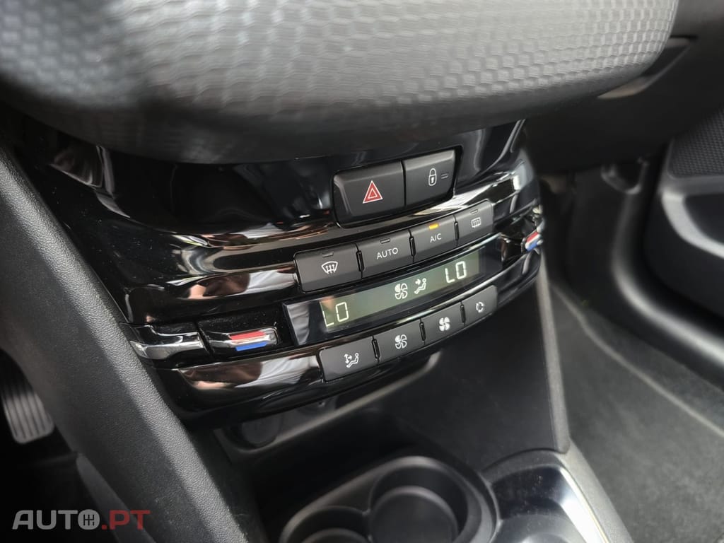 Peugeot 208 1.2 PureTech Allure EAT6
