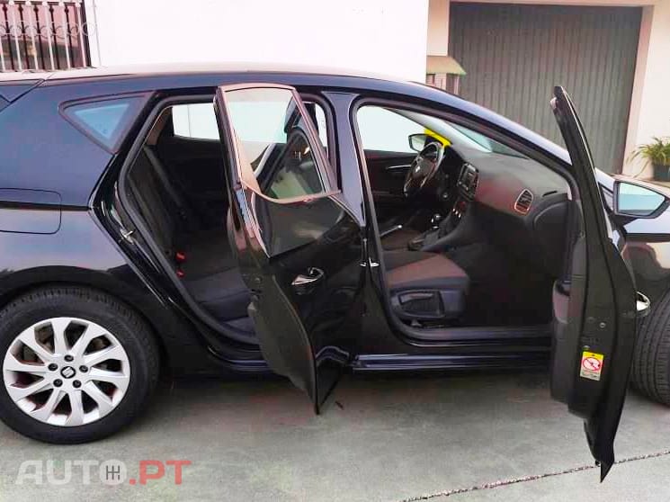 Seat Leon 1.6 TDI Ecomotive 110cv / 138€ mês