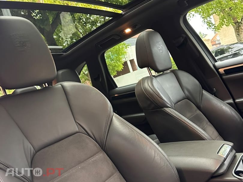 Porsche Cayenne S E-Hybrid Platinum Edition