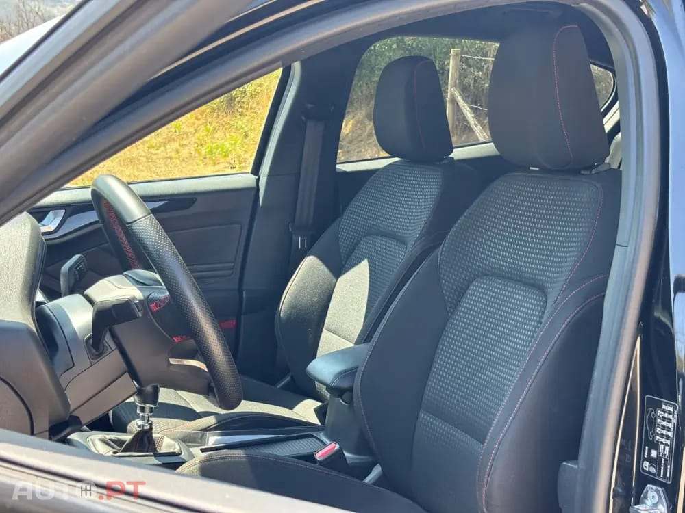 Ford Focus 1.0 EcoBoost MHEV ST-Line