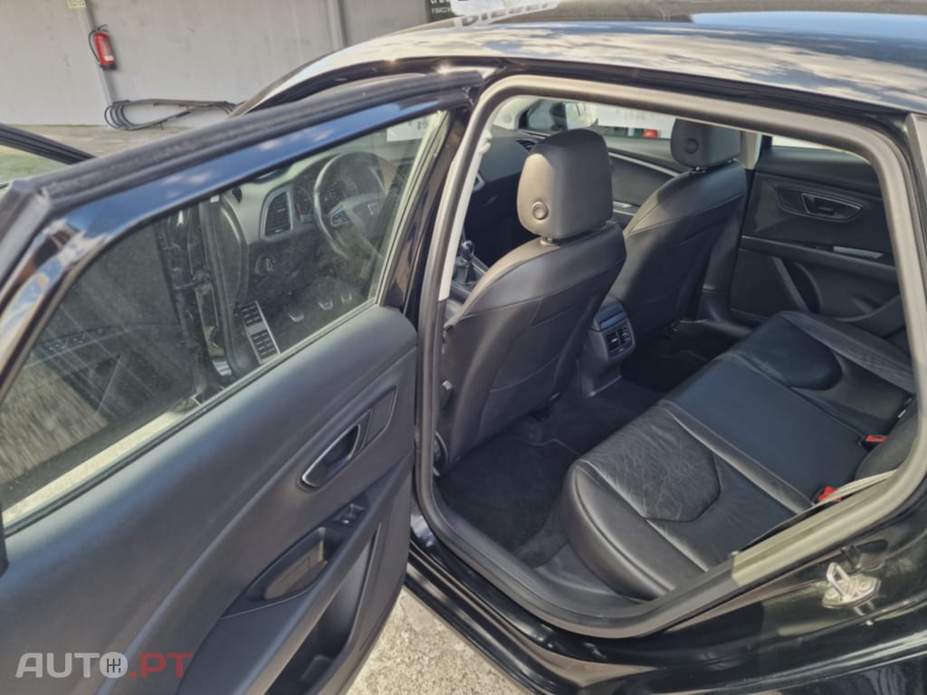Seat Leon TDI Style FR GPS Nacional
