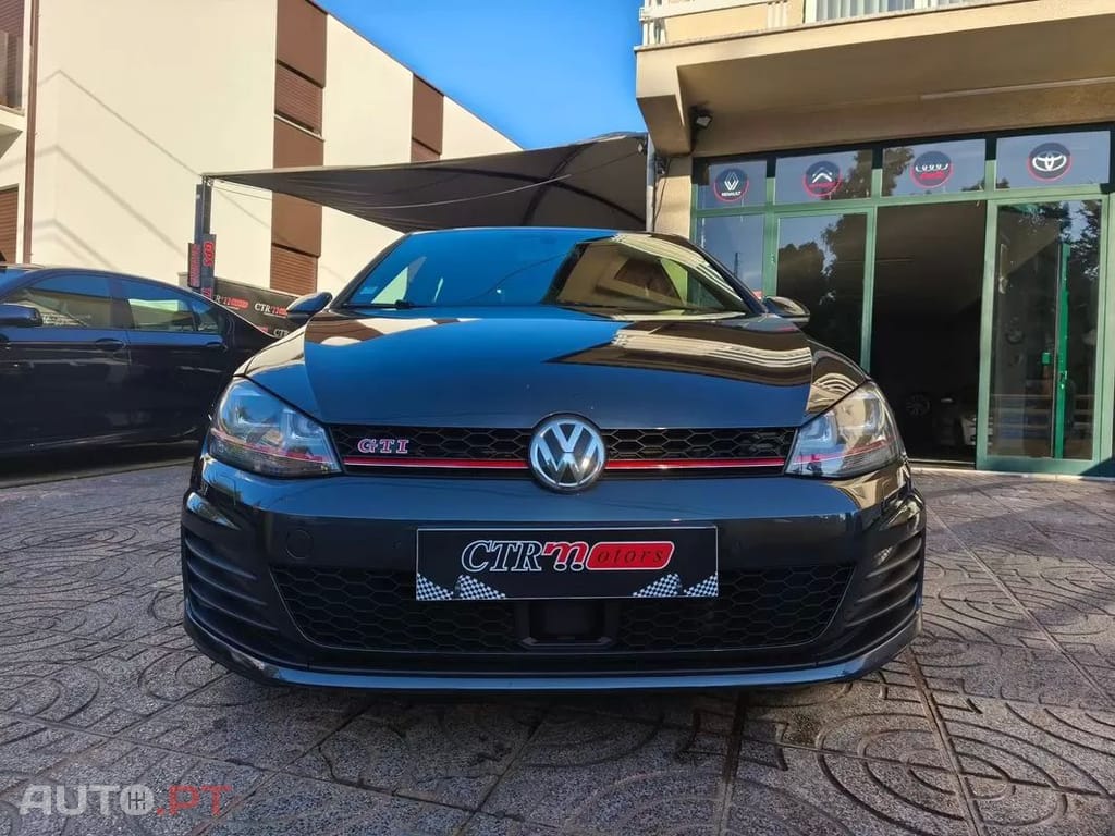Volkswagen Golf  Gti Performance Bluemotion