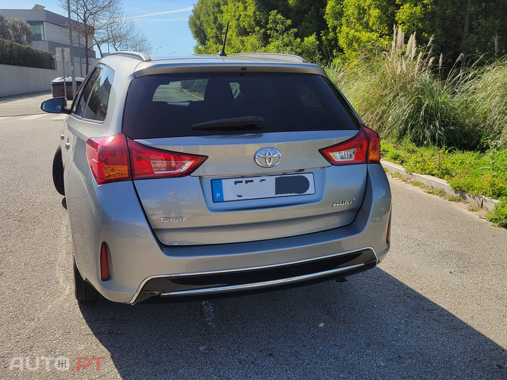 Toyota Auris Touring Sports 1.4 D-4D