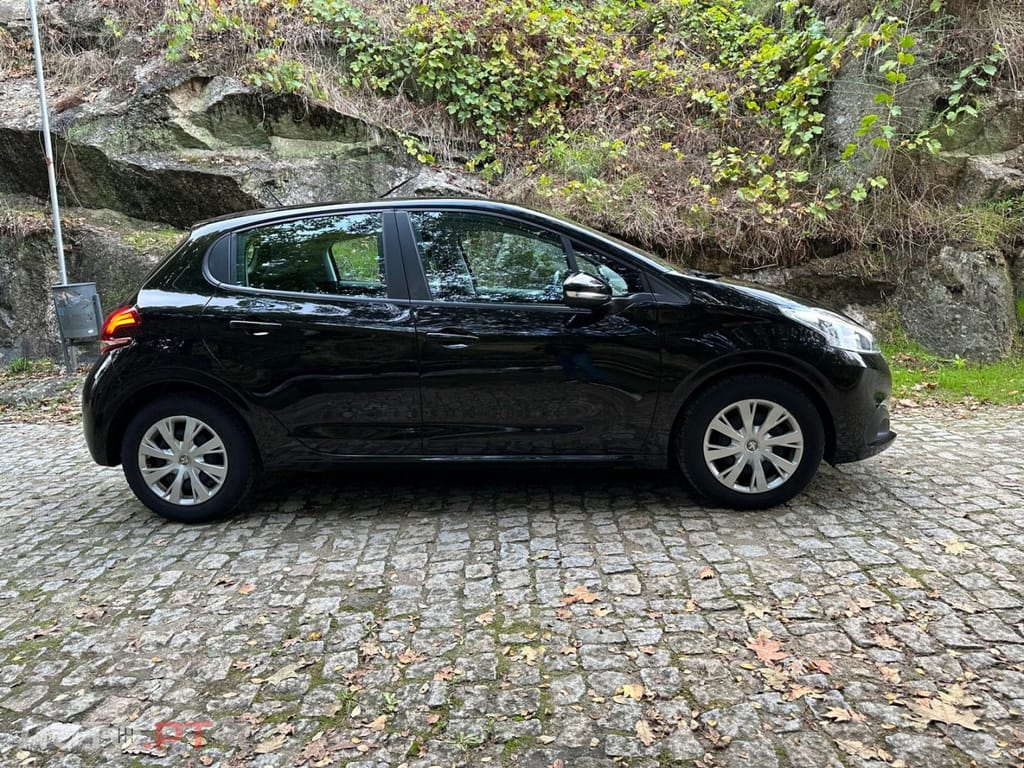 Peugeot 208 1.2 PureTech Style