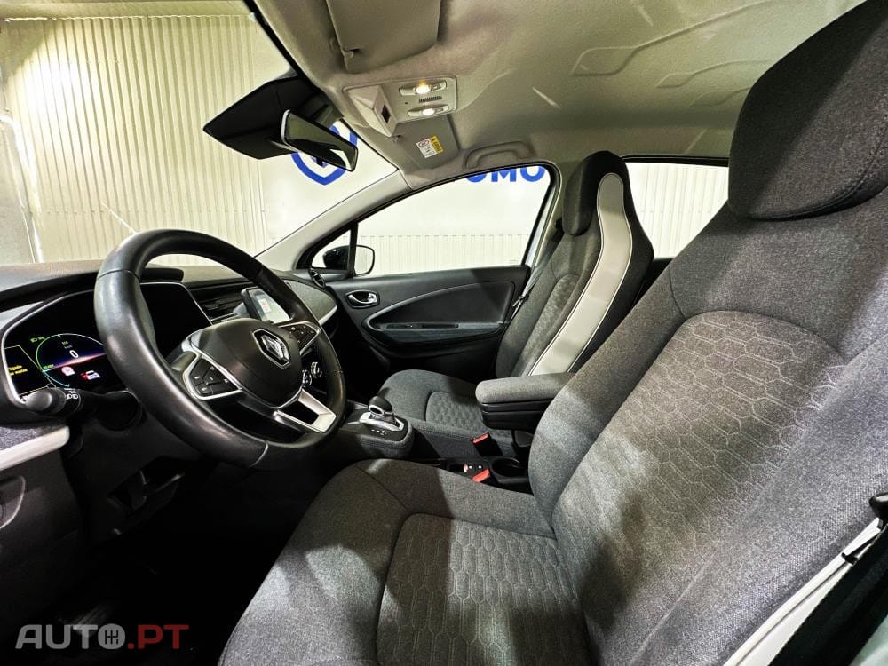 Renault Zoe Outro
