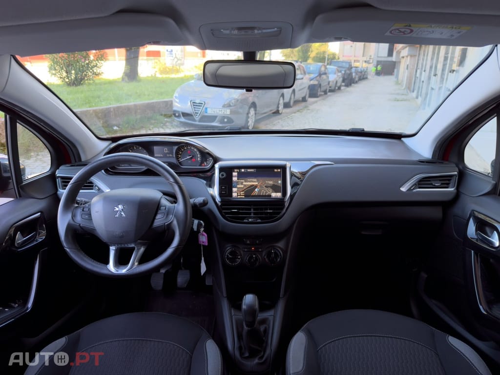 Peugeot 208 1.2 PureTech Style