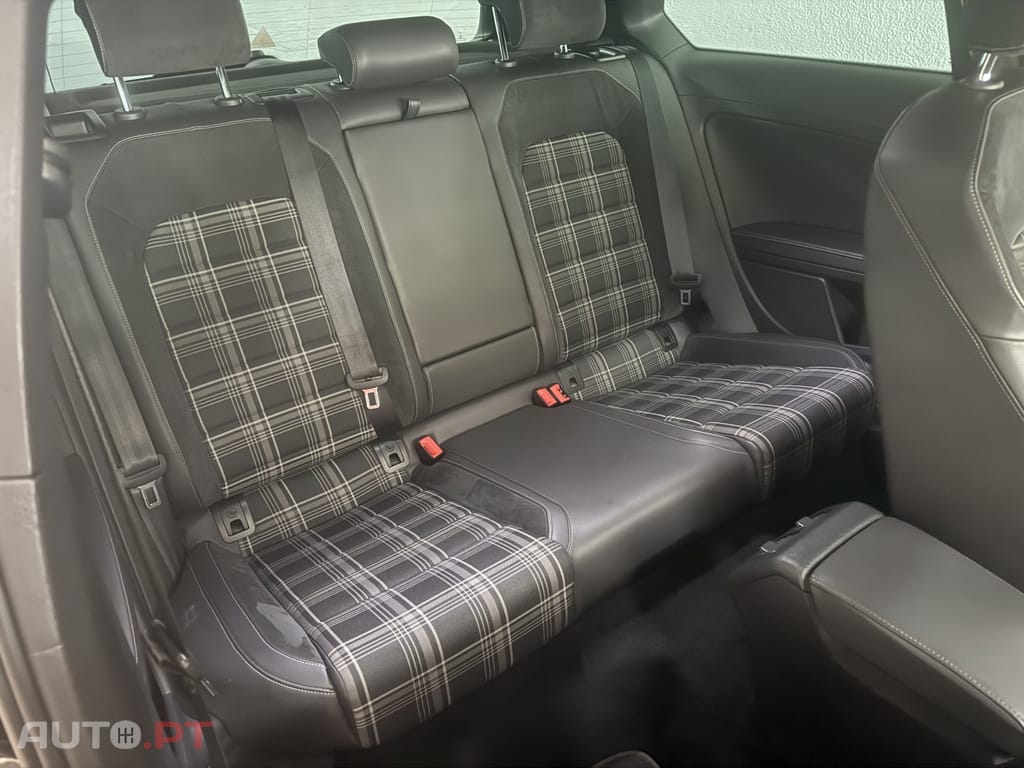 Volkswagen Golf 2.0 TDI GTD DSG