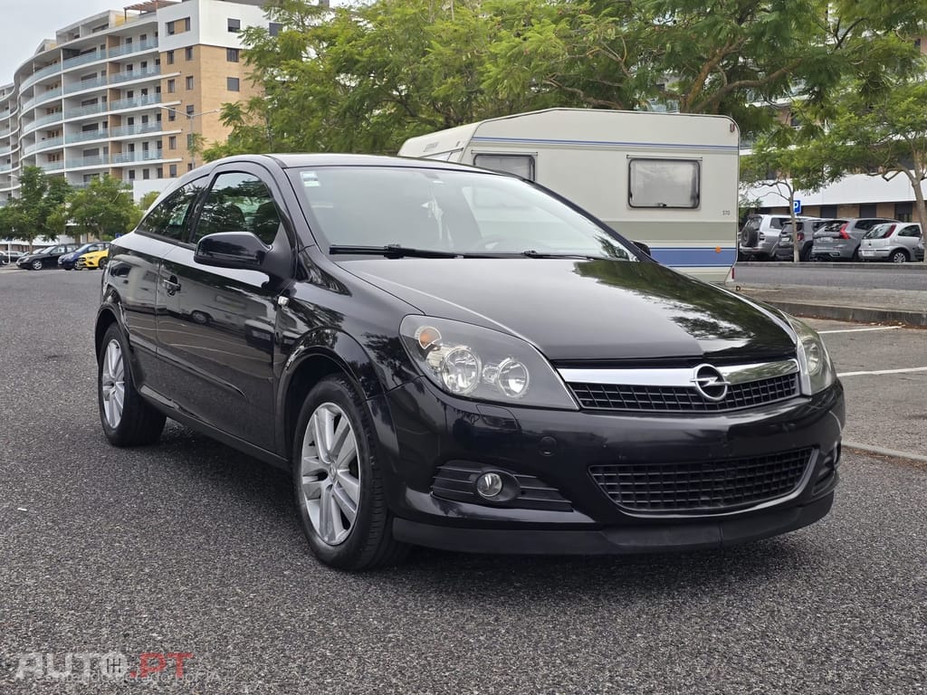 Opel Astra GTC 1.3 CDTI GTC 90 cvs Elegance