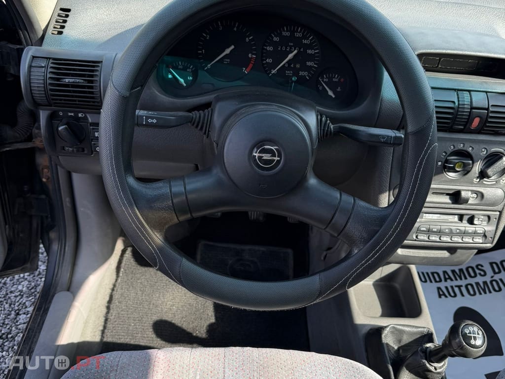 Opel Corsa 1.2 Swing