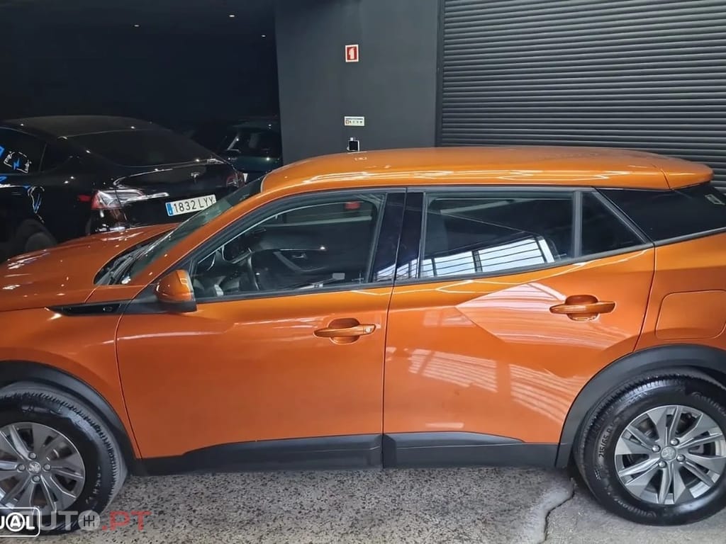Peugeot E-2008 50 kWh Active Pack