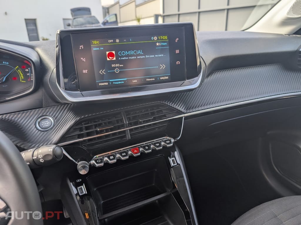 Peugeot E-208 50 kWh Active