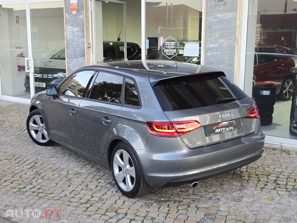 Audi A3 Sportback 1.6 TDI Attraction Ultra