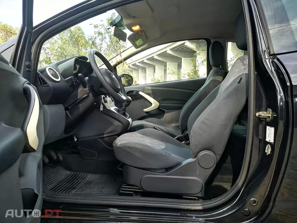 Ford KA 1.3 TDCi Titanium — fotografia 9