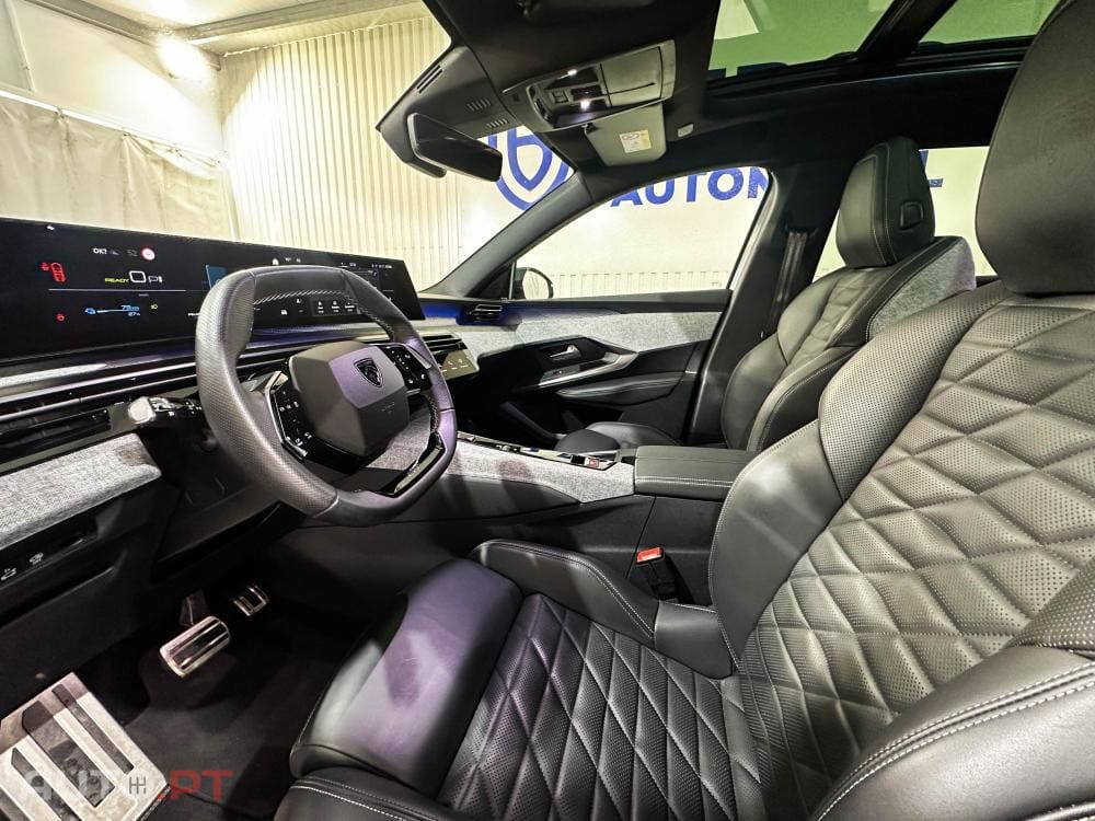 Peugeot E-3008 73 kWh GT