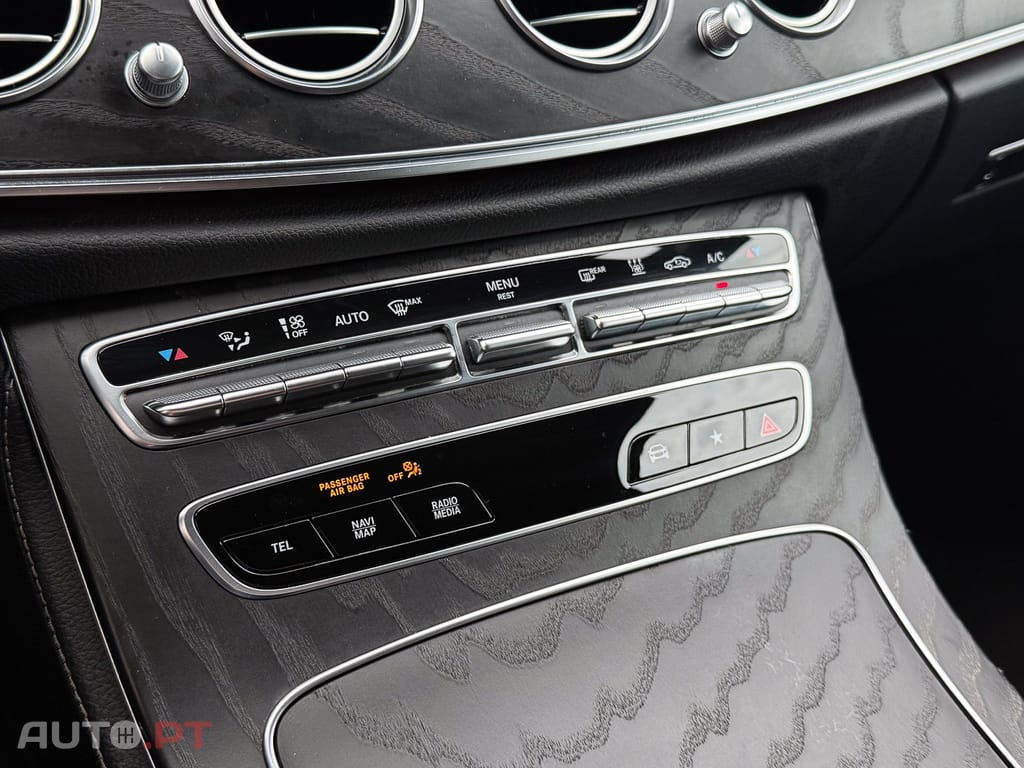 Mercedes-Benz E 300 de T 9G-TRONIC AMG Line