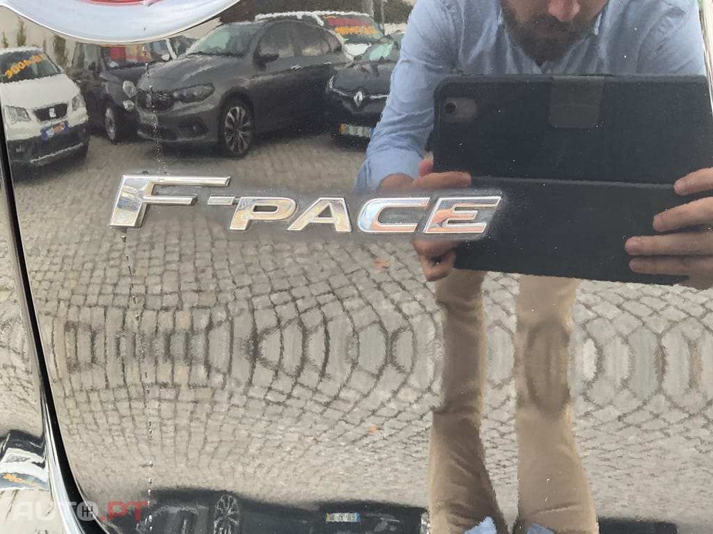 Jaguar F-Pace 2.0 i4D R-Sport AWD Aut.