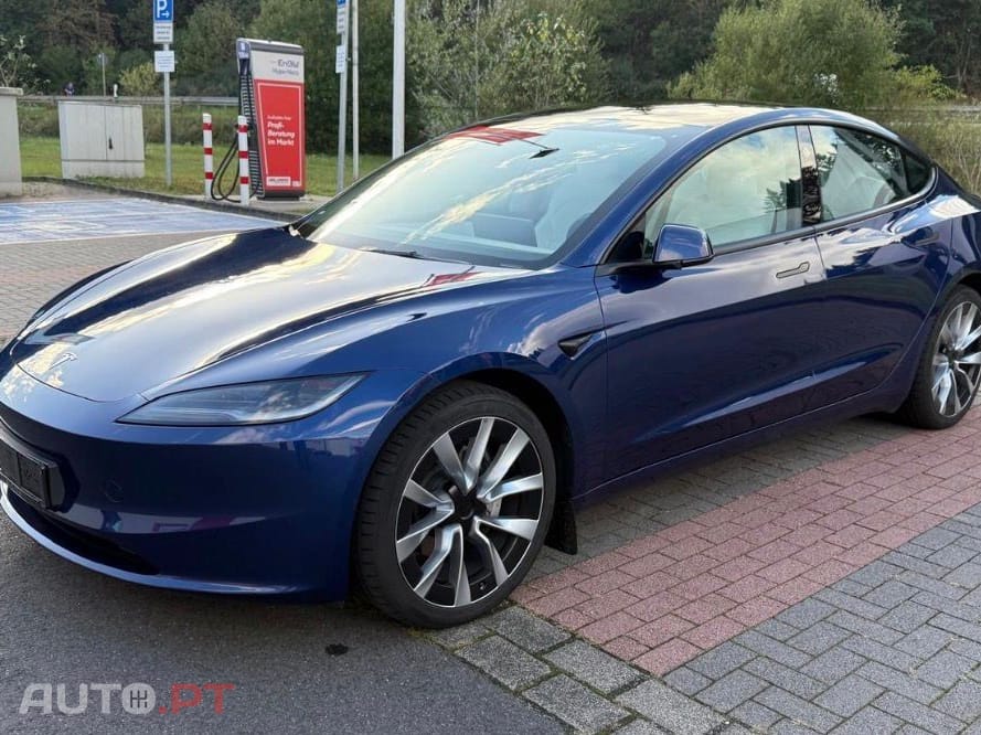 Tesla Model 3 Long Range AWD Dual Motor