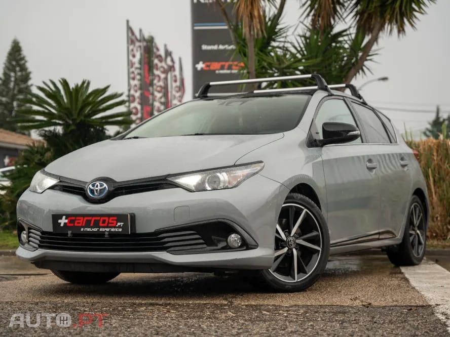 Toyota Auris 1.8 HSD Active