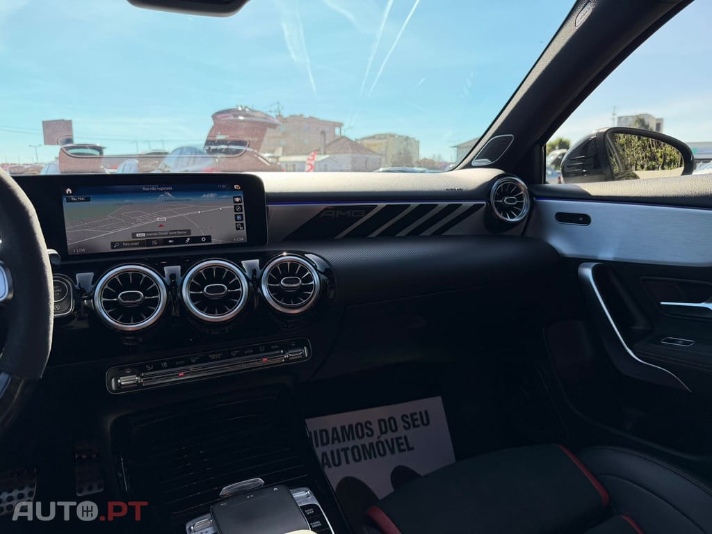 Mercedes-Benz A 35 AMG A35 S