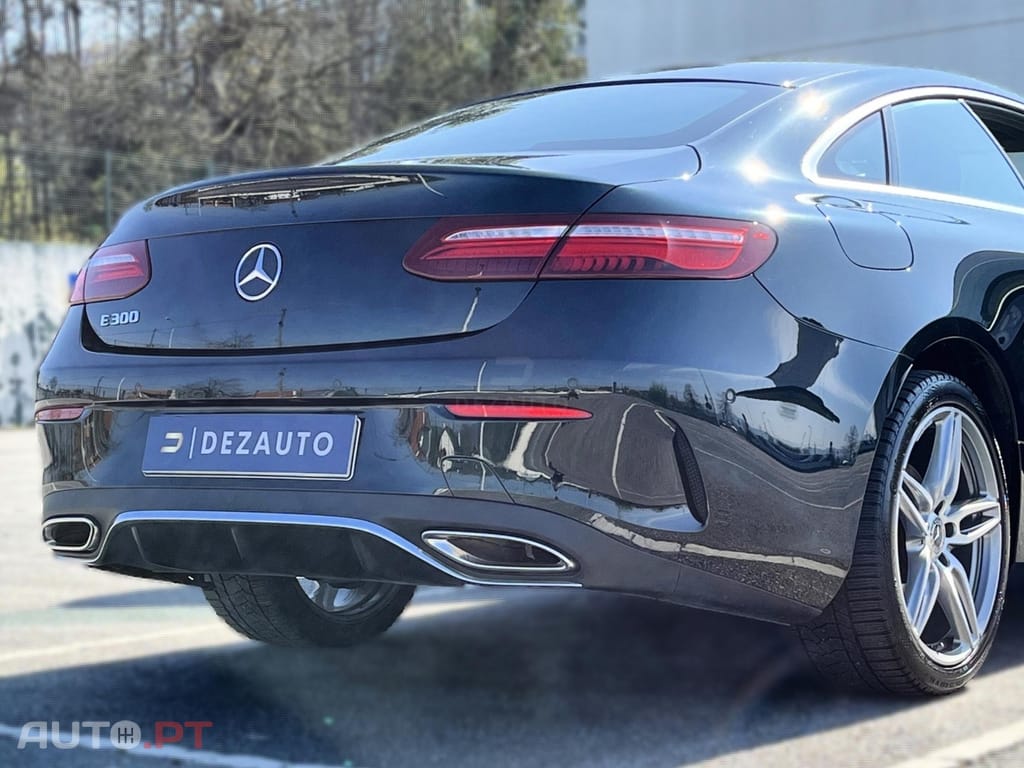 Mercedes-Benz E 300 Coupé