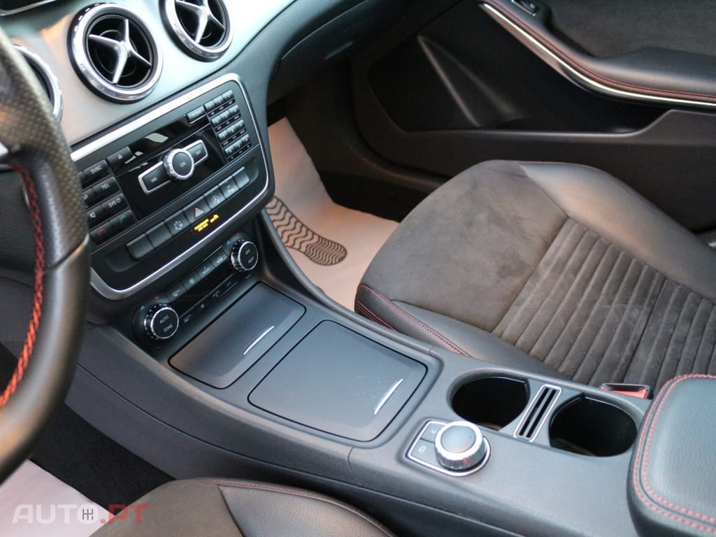 Mercedes-Benz GLA 220 CDi AMG Line