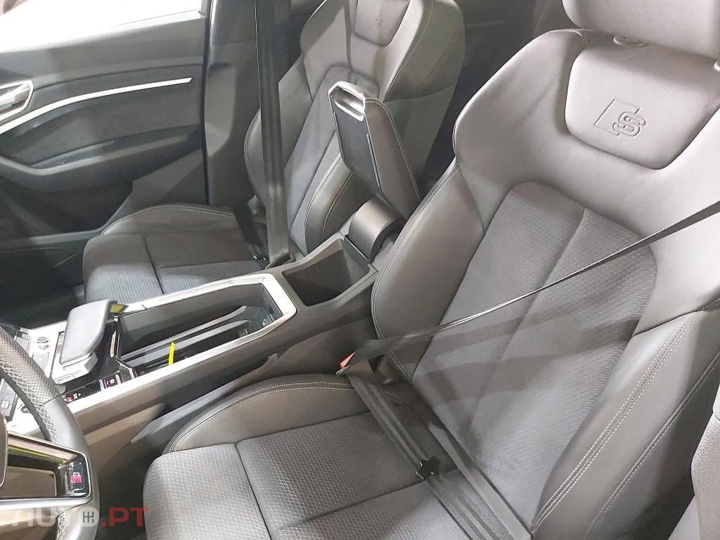 Audi Q8 50 quattro S line