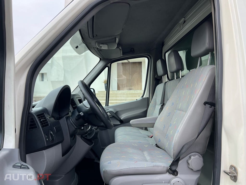Volkswagen Crafter 35 2.5 TDi 164 Média