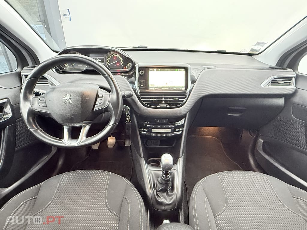 Peugeot 208 1.2 PureTech Allure