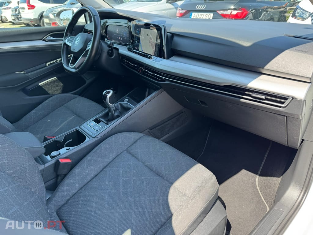 Volkswagen Golf 2.0 TDI Conceptline