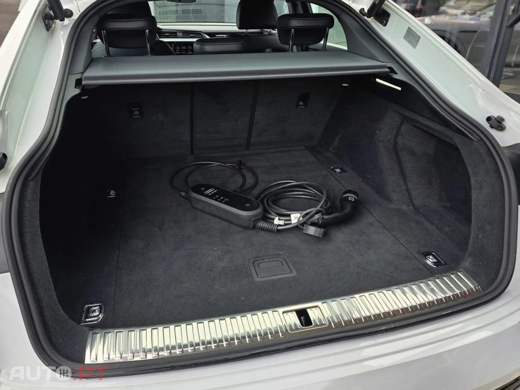 Audi E-Tron 55 quattro S line