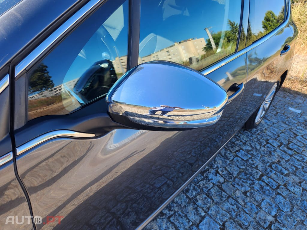 Peugeot 208 1.5 BlueHDi Allure