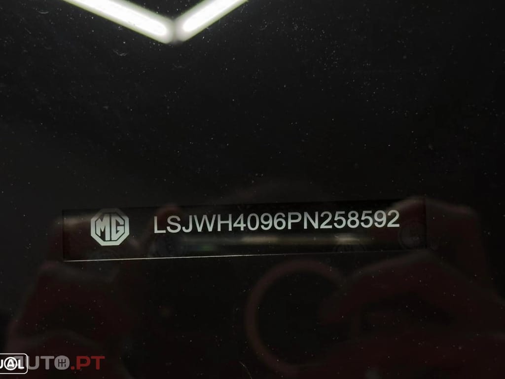 MG MG4 64 kWh Luxury