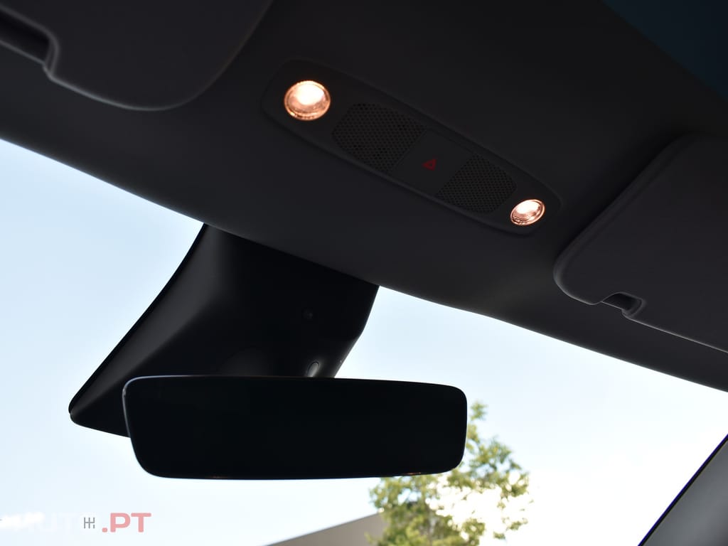 Tesla Model Y Performance Tração Integral