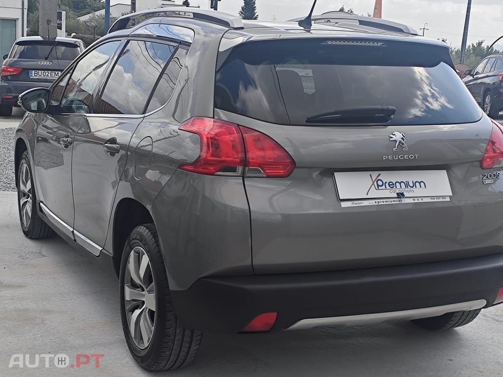 Peugeot 2008 1.2eTHP Allure