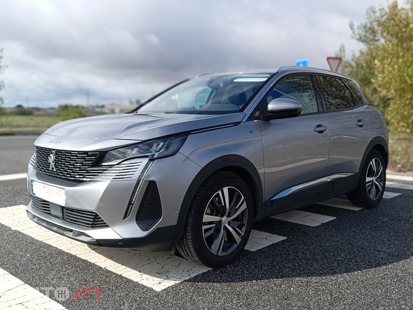 Peugeot 3008 Plug-In Hybrid 225 e-EAT8 Allure Pack