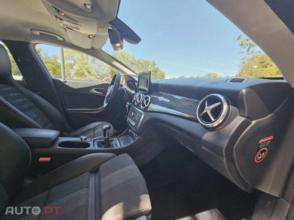 Mercedes-Benz CLA 180 (CDI) d Urban